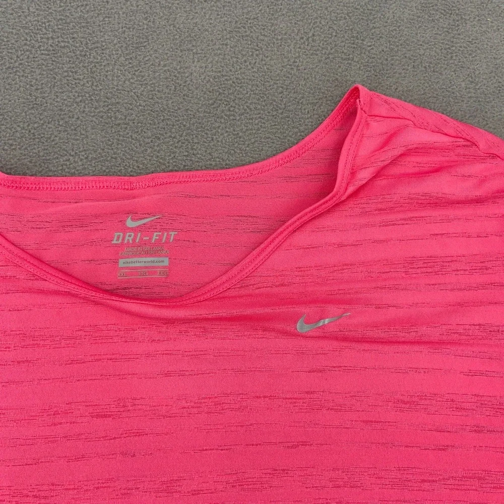 Nike Dri Fit Shirt Women 2XL Bright Pink Moisture Wicking Performance Cap Sleeve